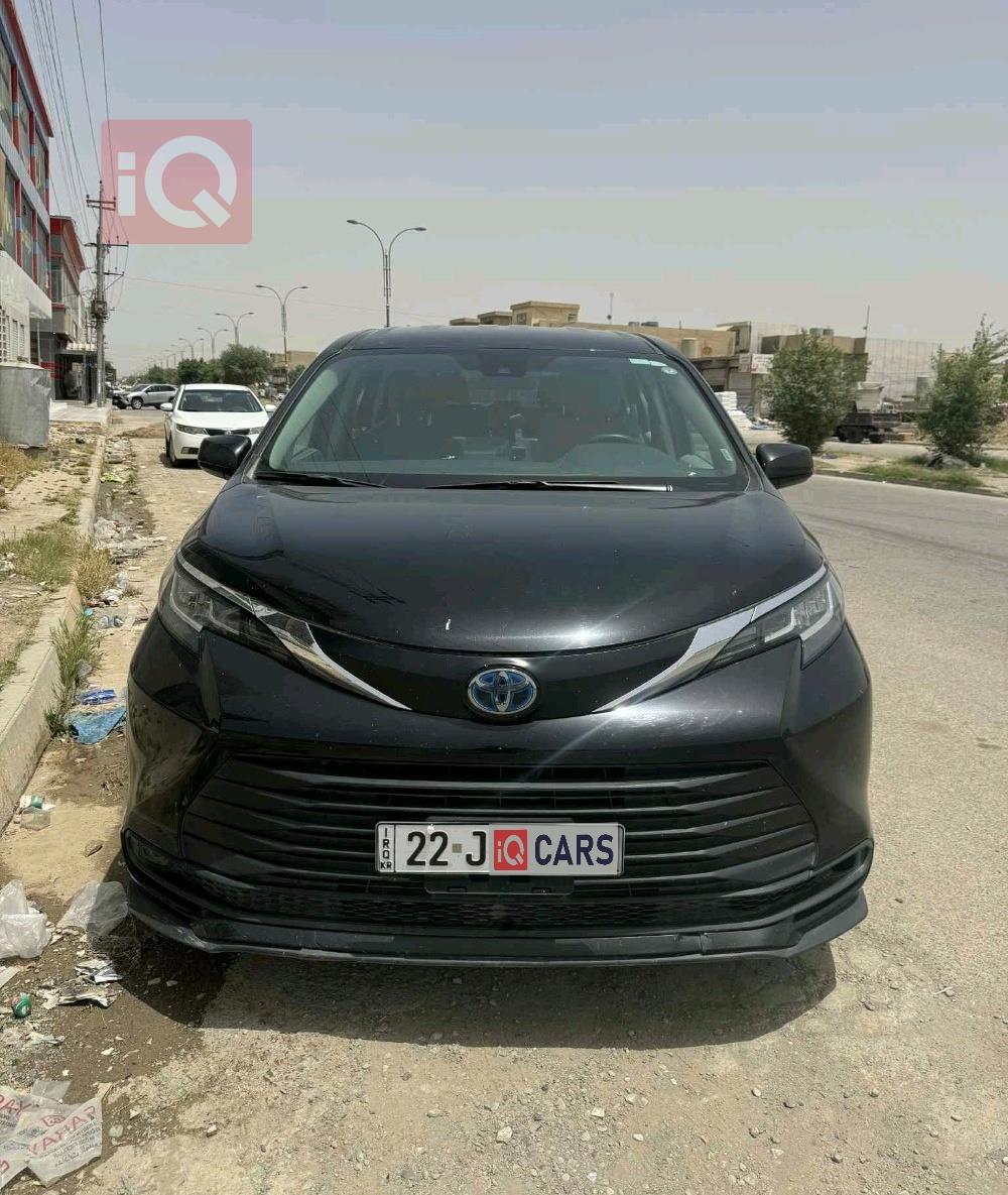 تويوتا سيينا
